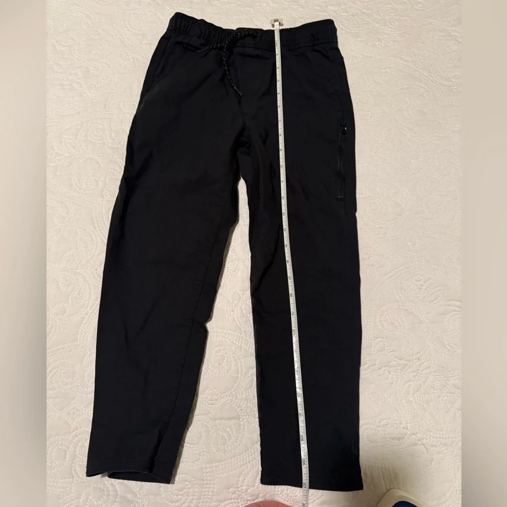 Old Navy‎ Black Built-In Flex Tapered Tech Pants for Boys S (6-7)